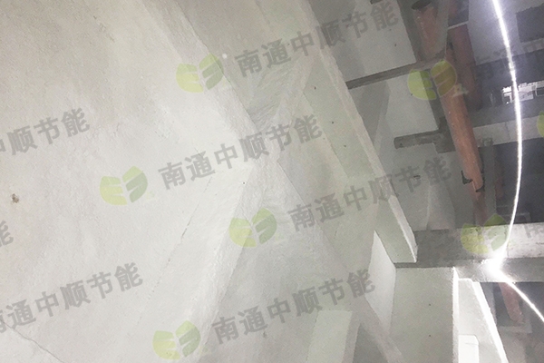 玻璃棉喷涂.jpg 玻璃棉喷涂.jpg